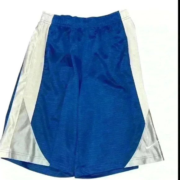 NIKE BOYS VINTAGE BASKETBALL SHORTS SIZE L - Picture 1 of 4